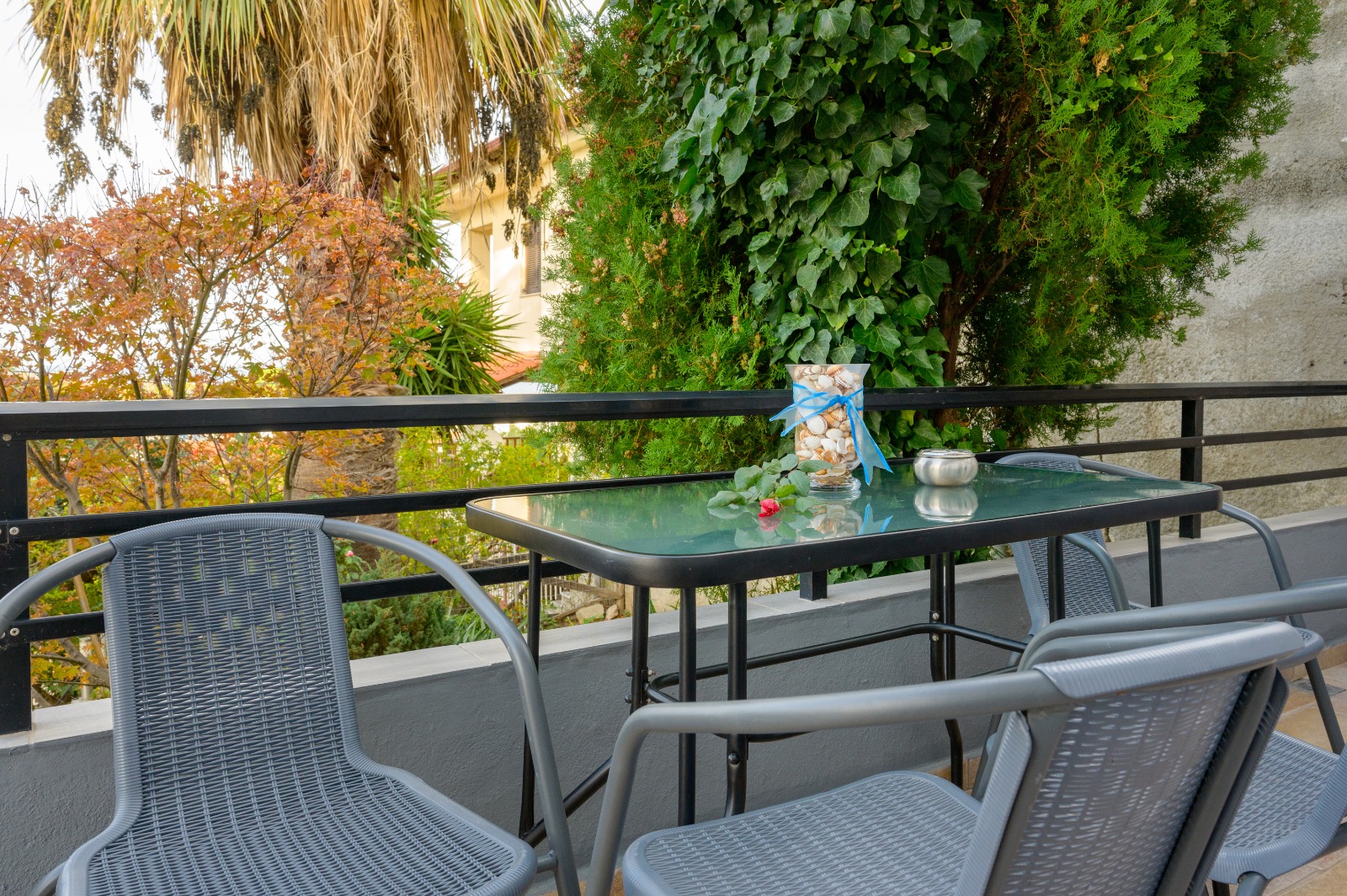 Large apartment image